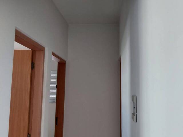 #5 - Apartamento para Venda em Pouso Alegre - MG - 2