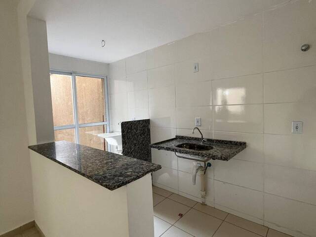 #13 - Apartamento para Venda em Pouso Alegre - MG - 2